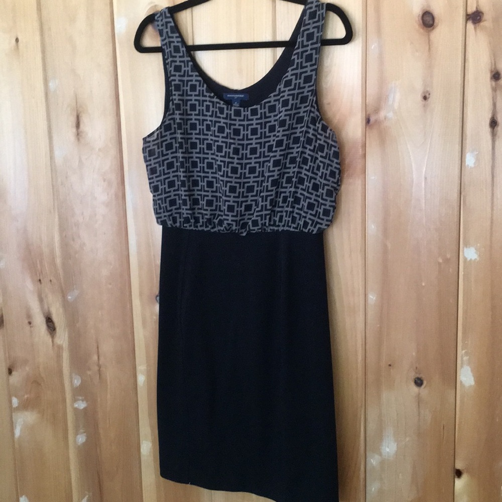 Patterned black dress